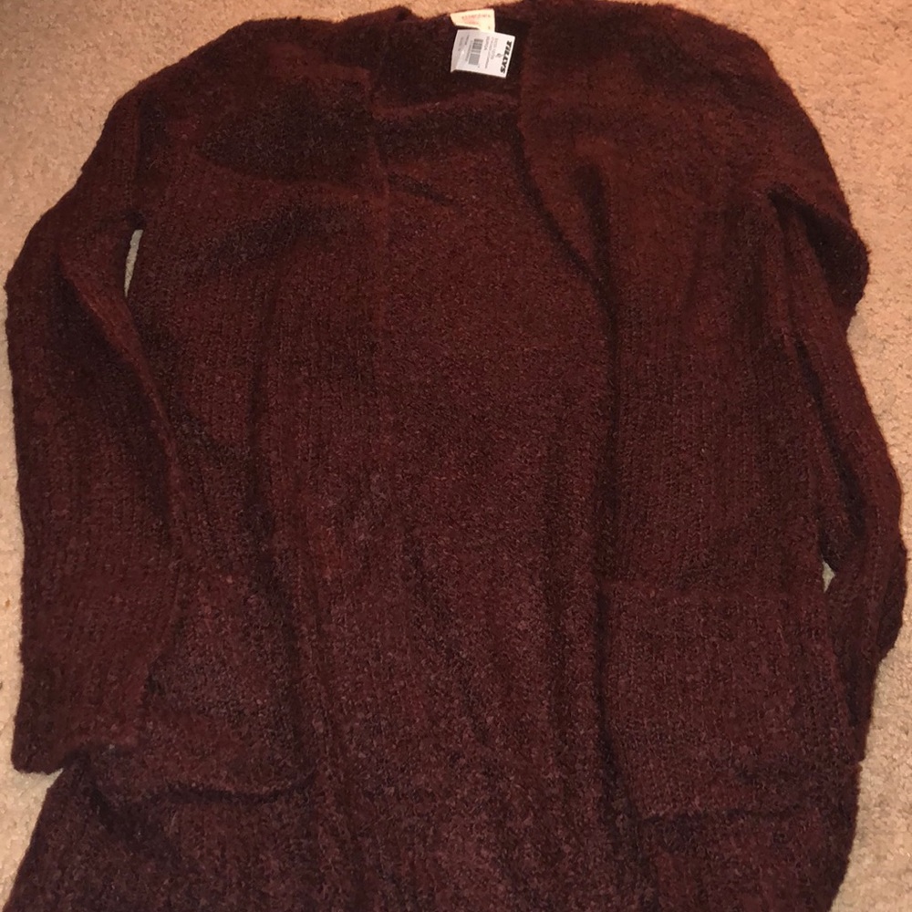 Tilly’s maroon hoodie